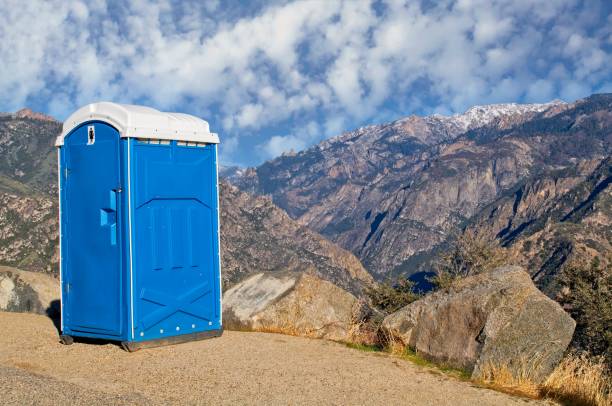 Best Portable restroom trailer rental  in Vidalia, LA